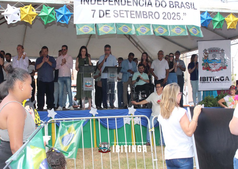 07.09.25 Desfile Cívico (20).jpg