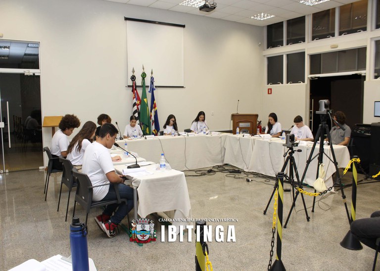 01.10 Sessão Ordinária Parlamento Jovem  (1).jpg