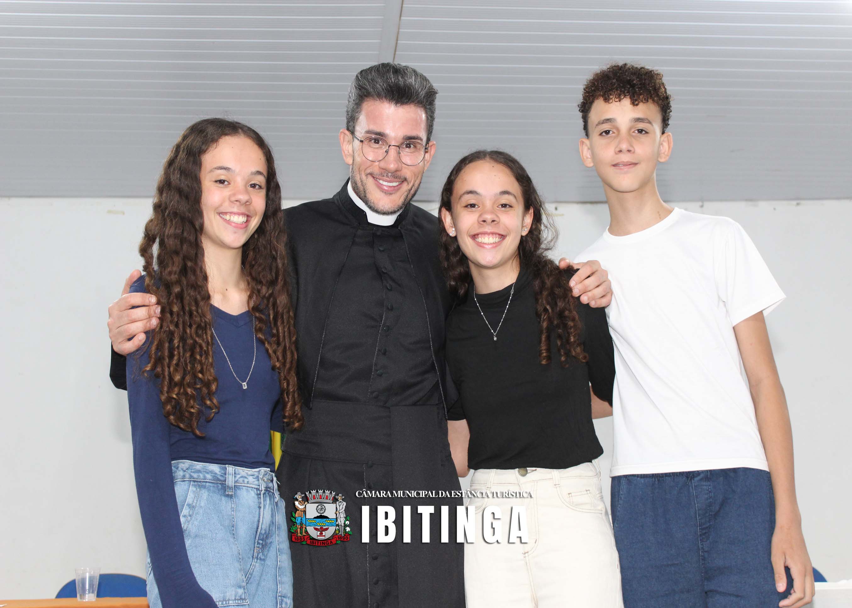 25.09 Título de Cidadão Benemérito - Pe. João Paulo (1).jpg