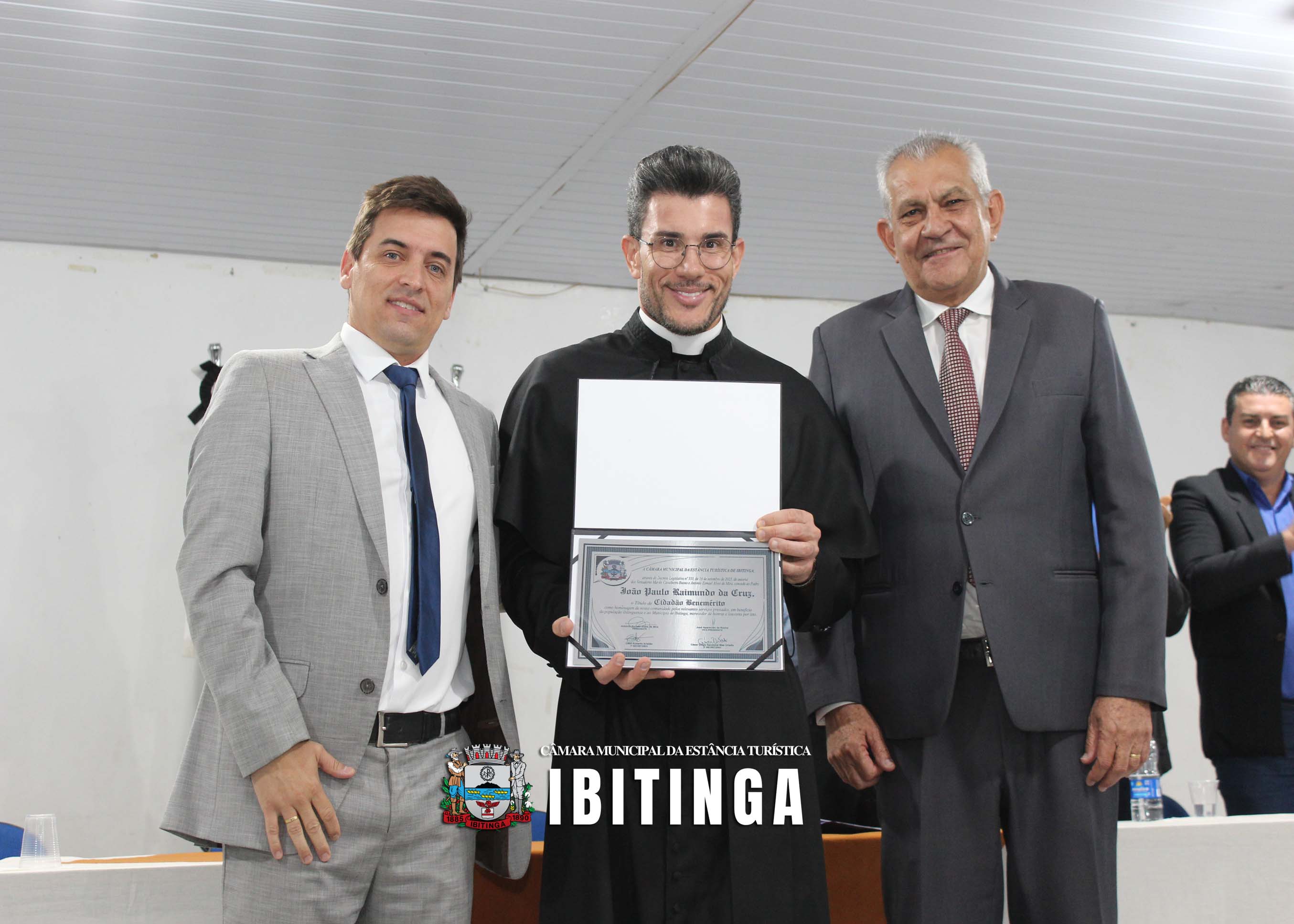 25.09 Título de Cidadão Benemérito - Pe. João Paulo (11).jpg